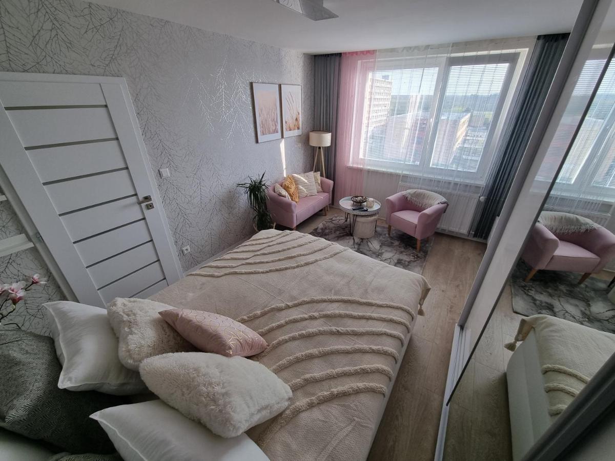 Alpha Apartman Malacky Bagian luar foto